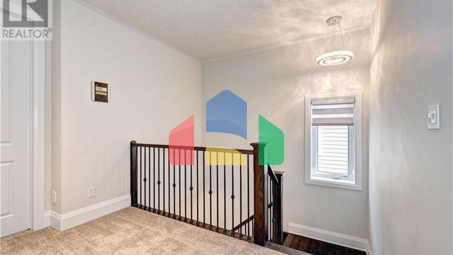 Residential - Single Family Home - Waterloo, Canada - Canada