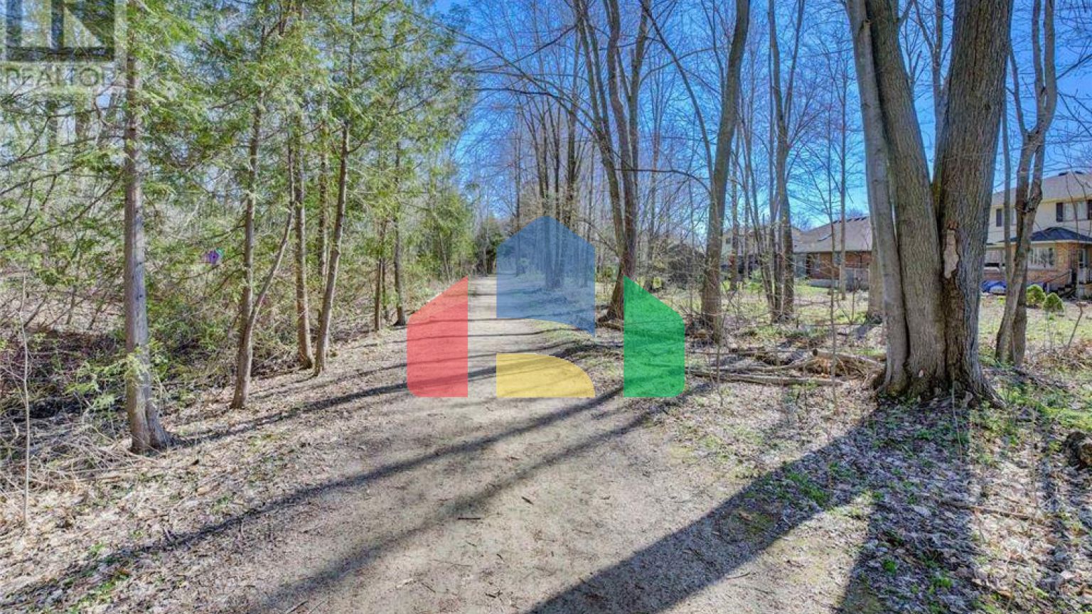 Residential - Single Family Home - Waterloo, Canada - Canada