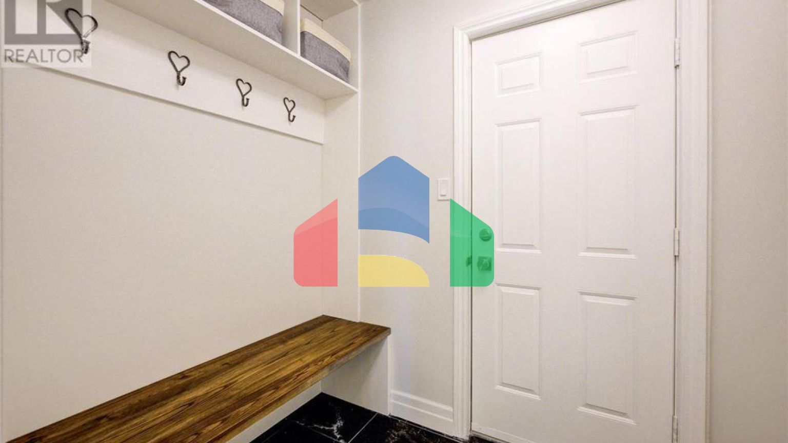 Residential - Single Family Home - Waterloo, Canada - Canada