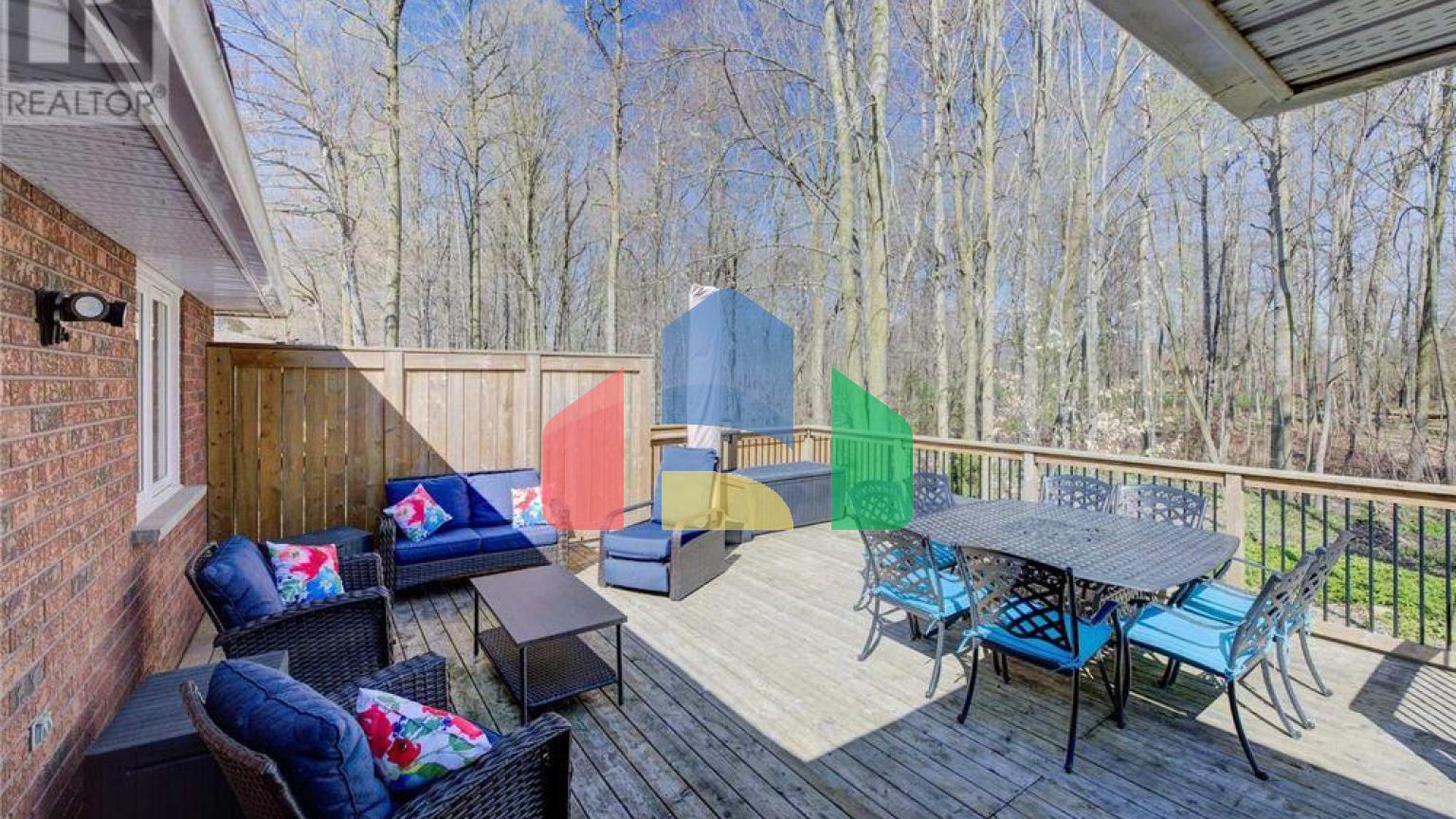 Residential - Single Family Home - Waterloo, Canada - Canada