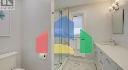 Residential - Single Family Home - Waterloo, Canada - Canada