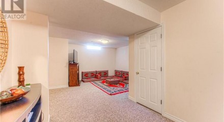 Residential - Condo/Apartment - Waterloo, Canada - Canada