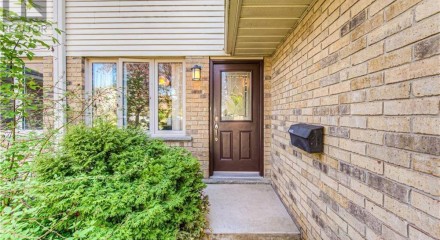 Residential - Condo/Apartment - Waterloo, Canada - Canada