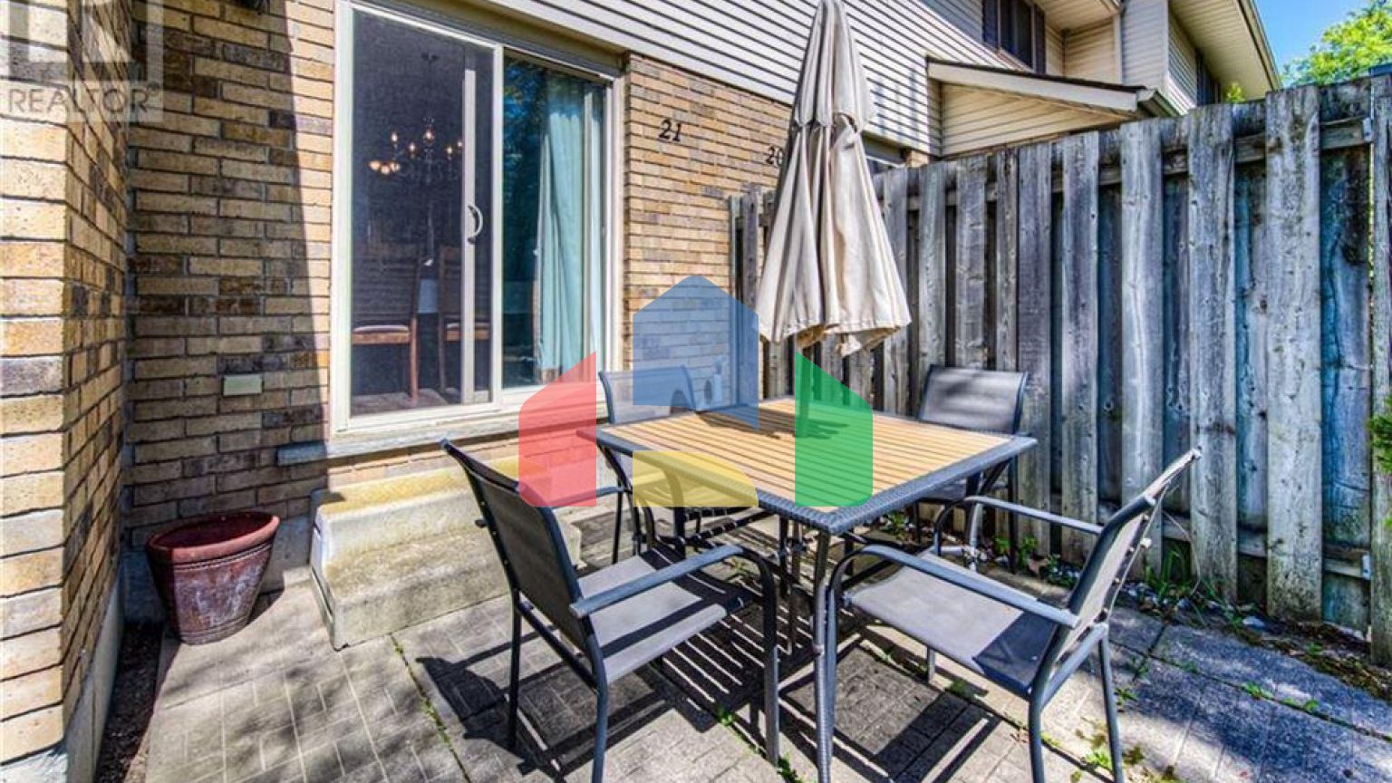 Residential - Condo/Apartment - Waterloo, Canada - Canada