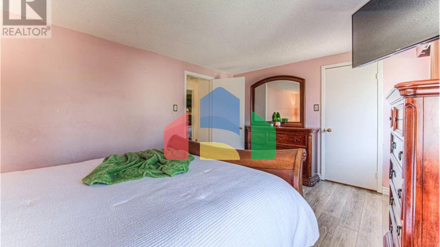 Residential - Condo/Apartment - Waterloo, Canada - Canada