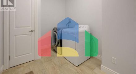 Residential - Single Family Home - Waterloo, Canada - Canada