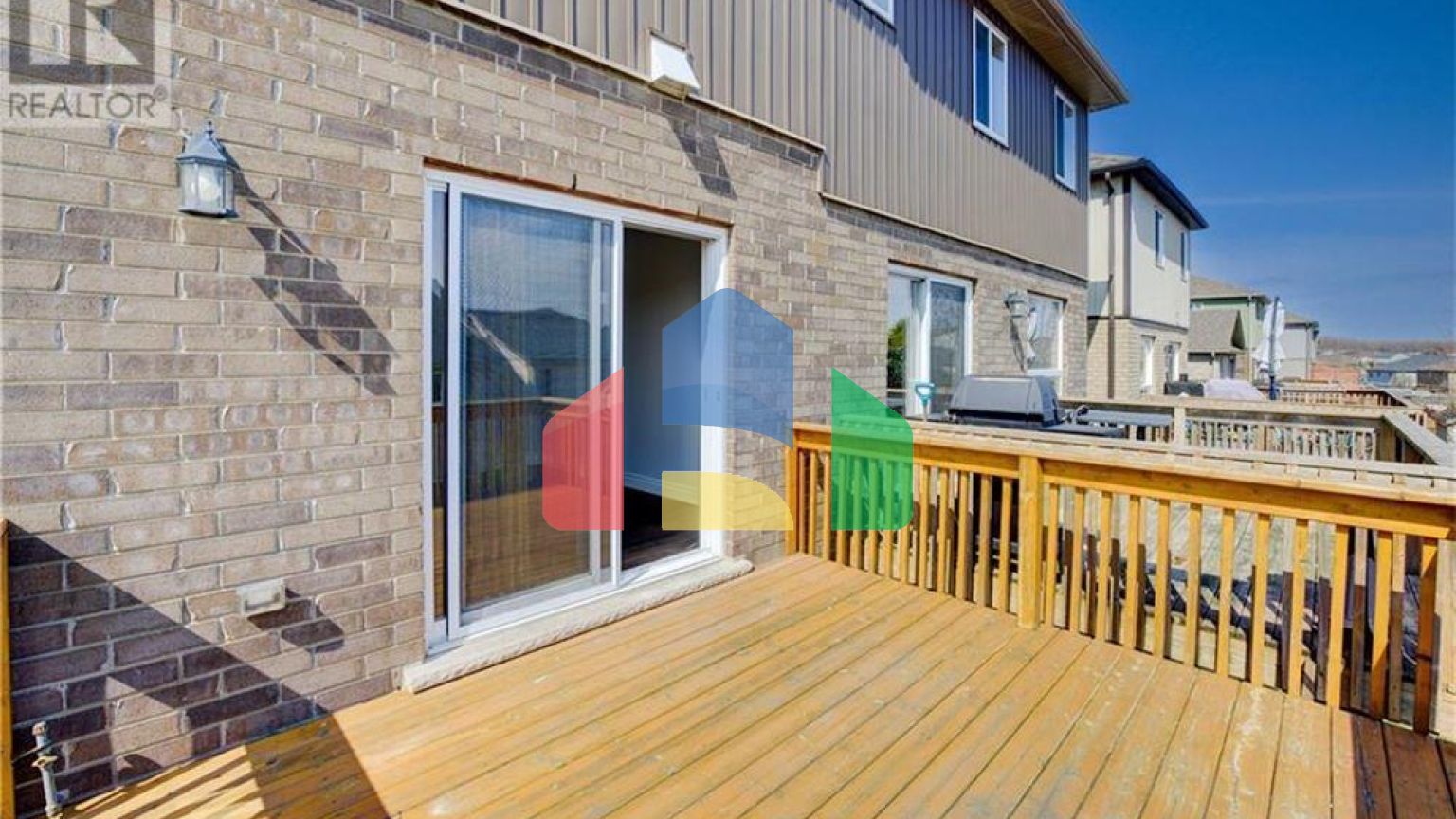 Residential - Single Family Home - Waterloo, Canada - Canada