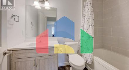 Residential - Single Family Home - Waterloo, Canada - Canada