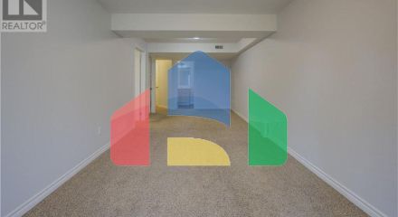 Residential - Single Family Home - Waterloo, Canada - Canada