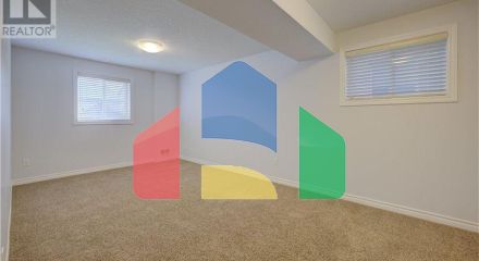 Residential - Single Family Home - Waterloo, Canada - Canada