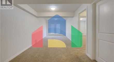 Residential - Single Family Home - Waterloo, Canada - Canada