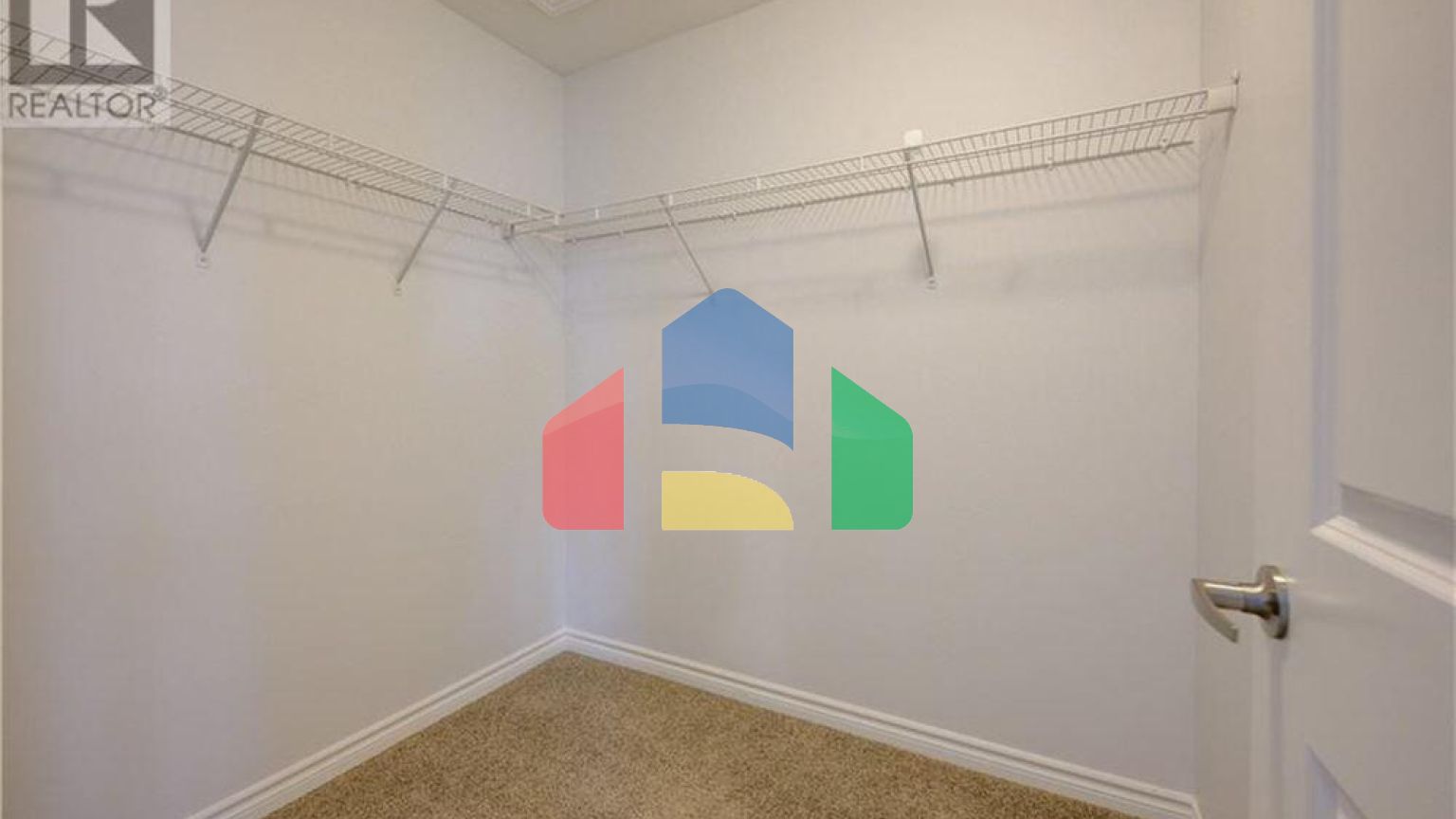 Residential - Single Family Home - Waterloo, Canada - Canada