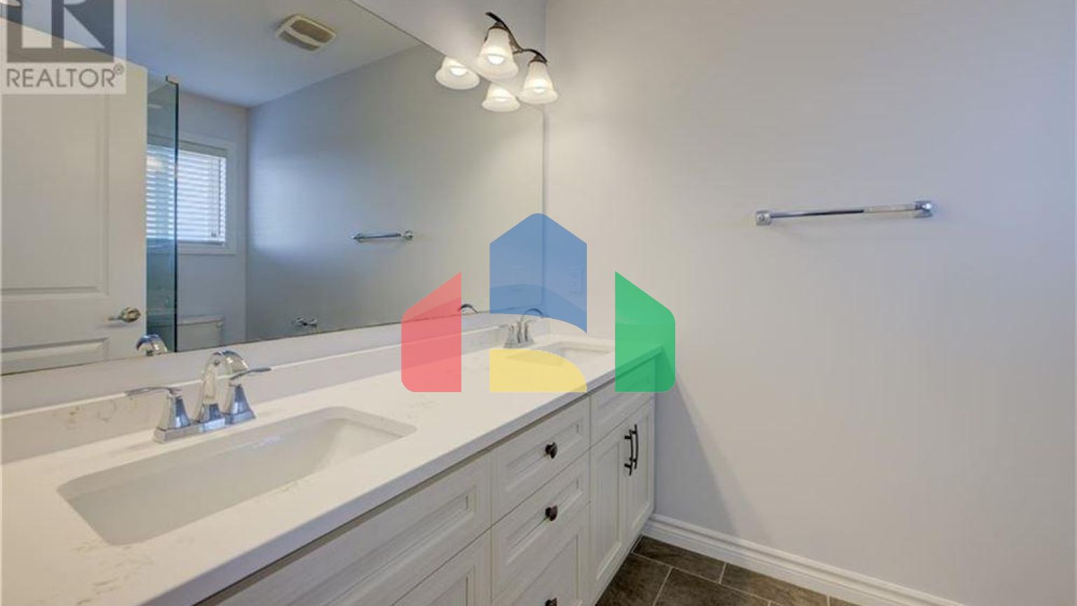 Residential - Single Family Home - Waterloo, Canada - Canada