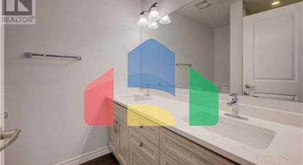 Residential - Single Family Home - Waterloo, Canada - Canada