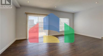 Residential - Single Family Home - Waterloo, Canada - Canada