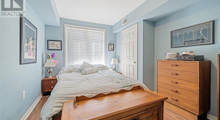 Residential - Condo/Apartment - Whitby, Canada - Canada