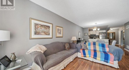 Residential - Condo/Apartment - Whitby, Canada - Canada