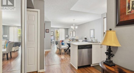 Residential - Condo/Apartment - Whitby, Canada - Canada