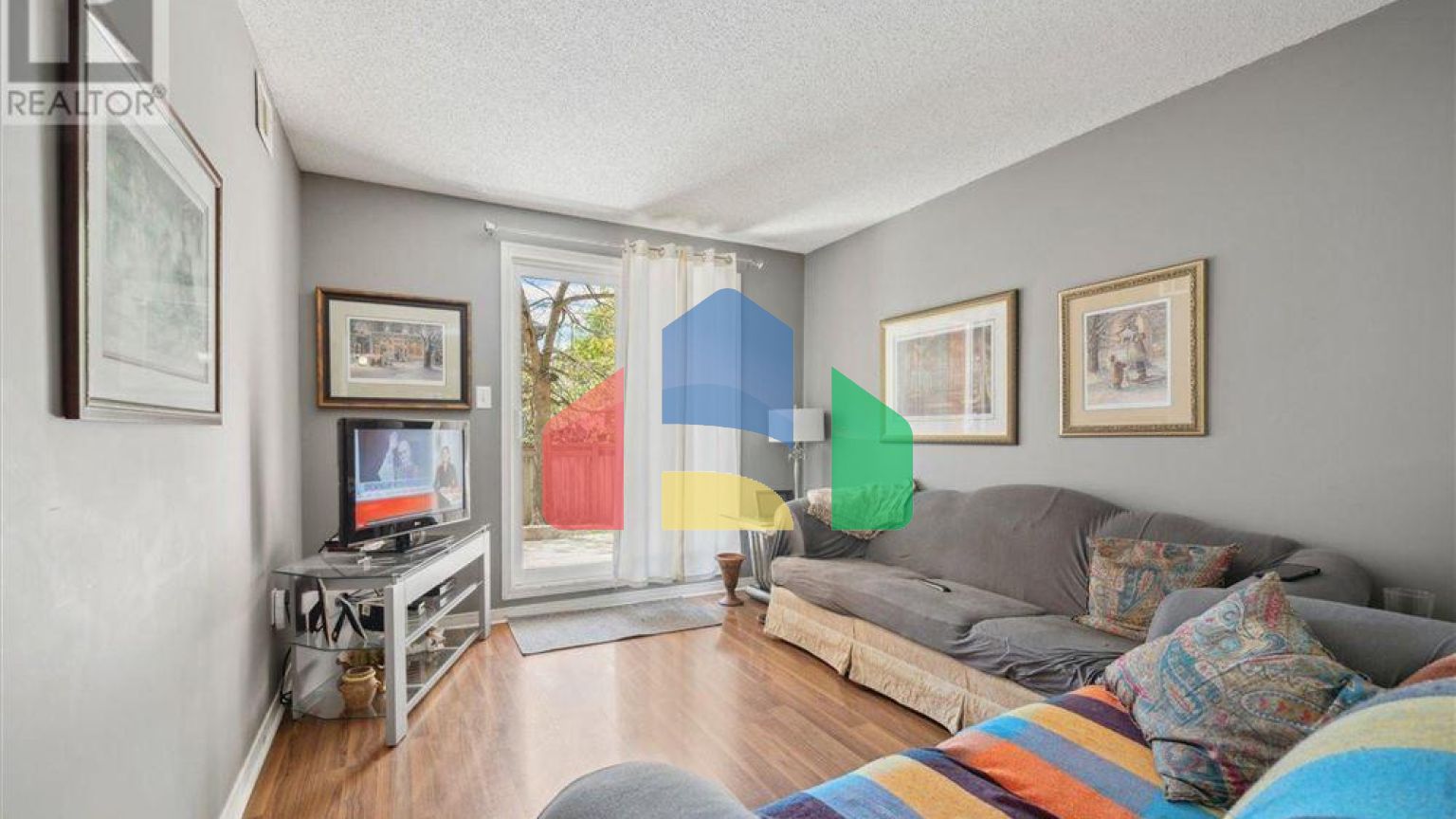 Residential - Condo/Apartment - Whitby, Canada - Canada