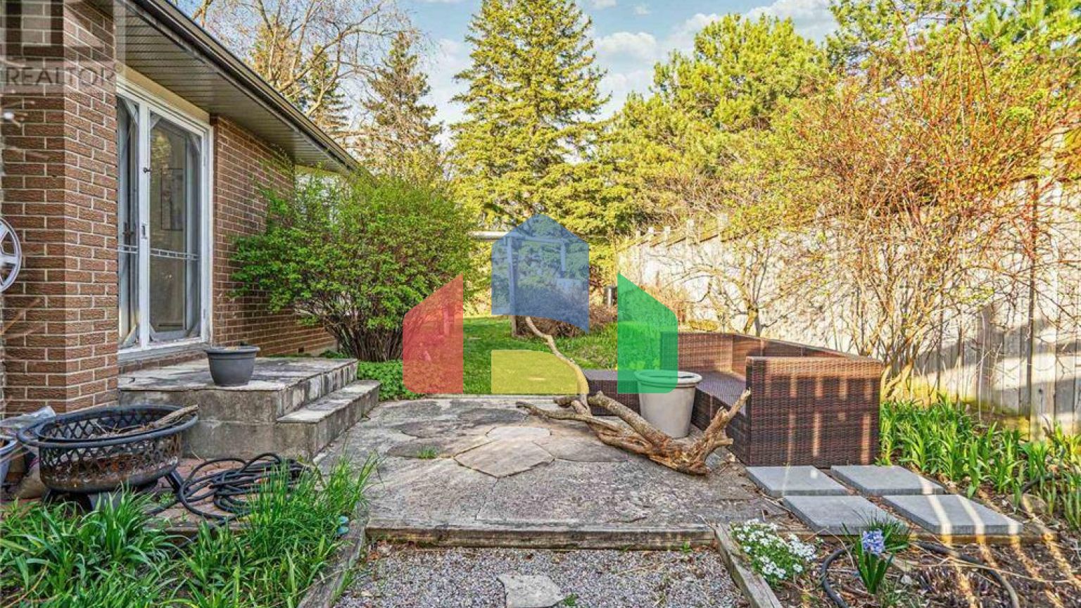 Residential - Single Family Home - Whitby, Canada - Canada