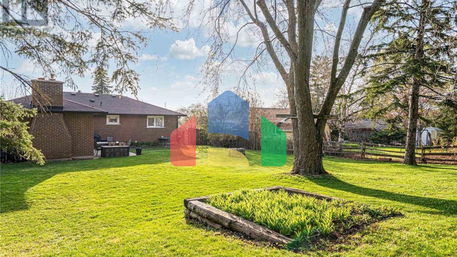 Residential - Single Family Home - Whitby, Canada - Canada