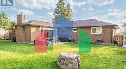 Residential - Single Family Home - Whitby, Canada - Canada