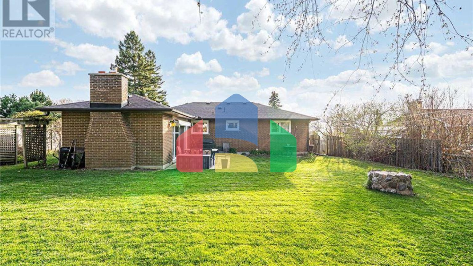 Residential - Single Family Home - Whitby, Canada - Canada