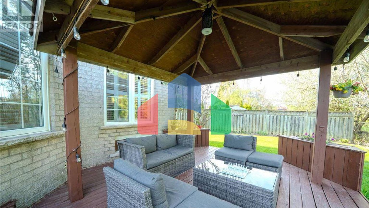 Residential - Single Family Home - Whitby, Canada - Canada