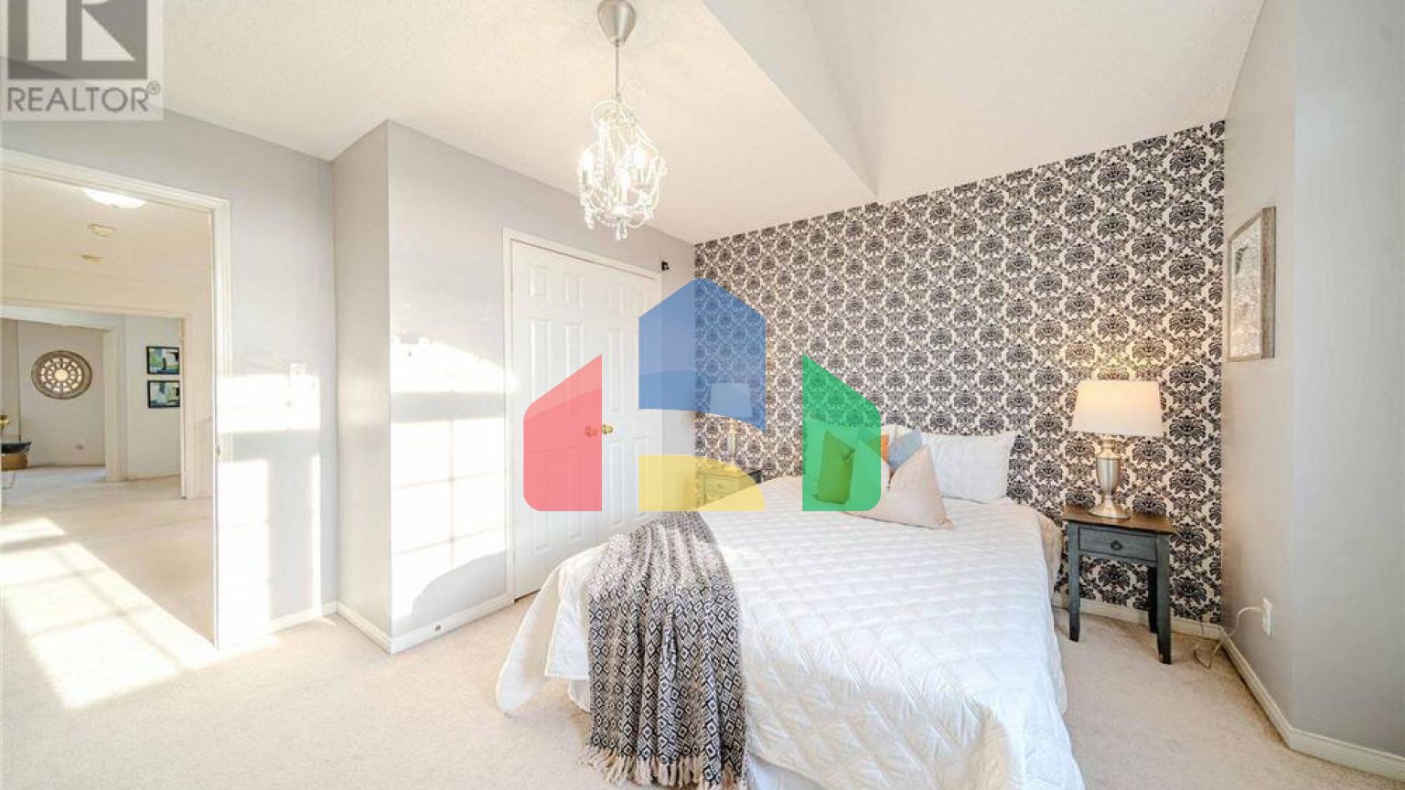 Residential - Single Family Home - Whitby, Canada - Canada