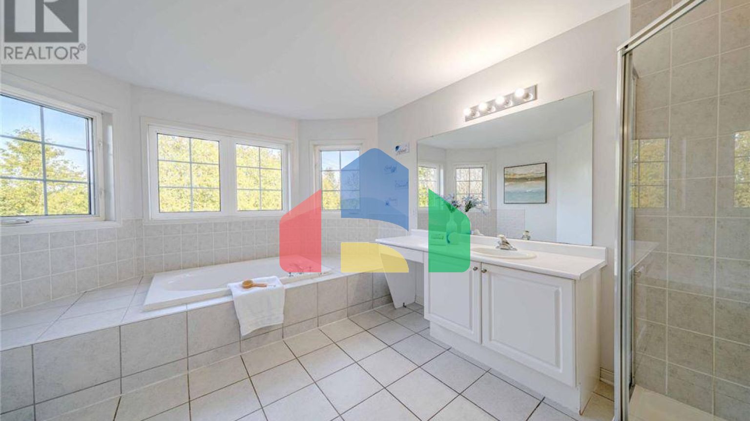 Residential - Single Family Home - Whitby, Canada - Canada