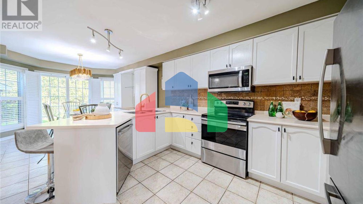 Residential - Single Family Home - Whitby, Canada - Canada