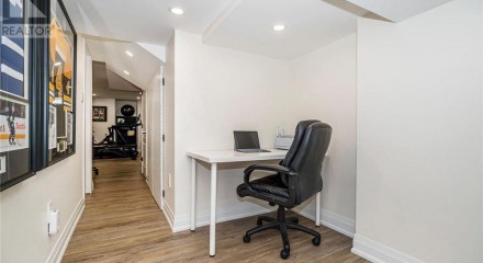 Residential - Single Family Home - Whitby, Canada - Canada