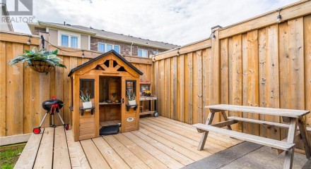 Residential - Single Family Home - Whitby, Canada - Canada