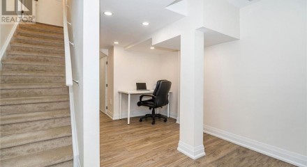 Residential - Single Family Home - Whitby, Canada - Canada