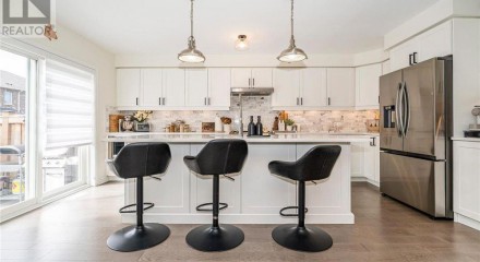 Residential - Single Family Home - Whitby, Canada - Canada