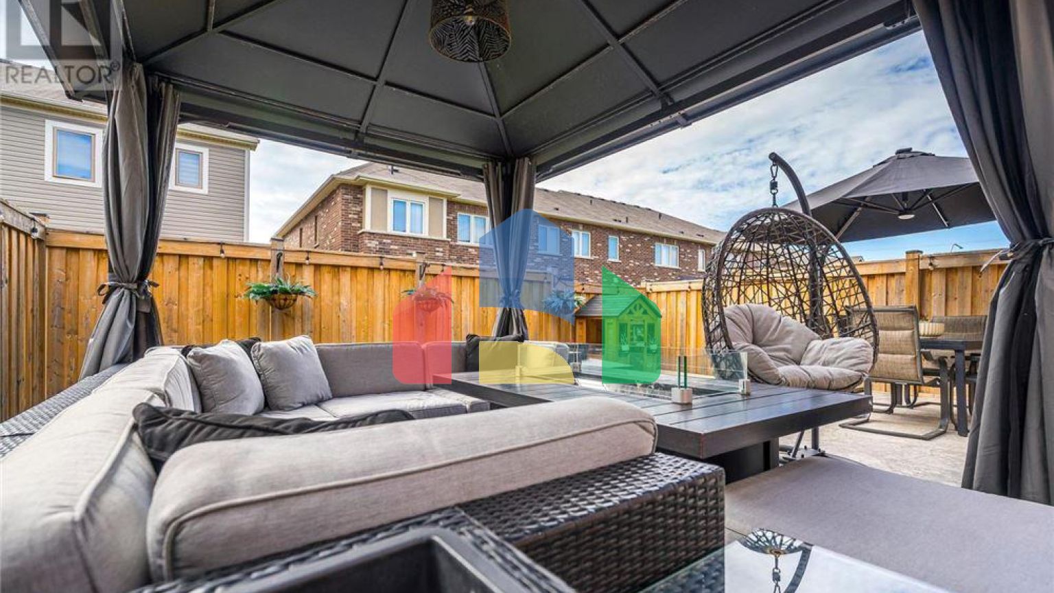 Residential - Single Family Home - Whitby, Canada - Canada