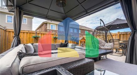 Residential - Single Family Home - Whitby, Canada - Canada