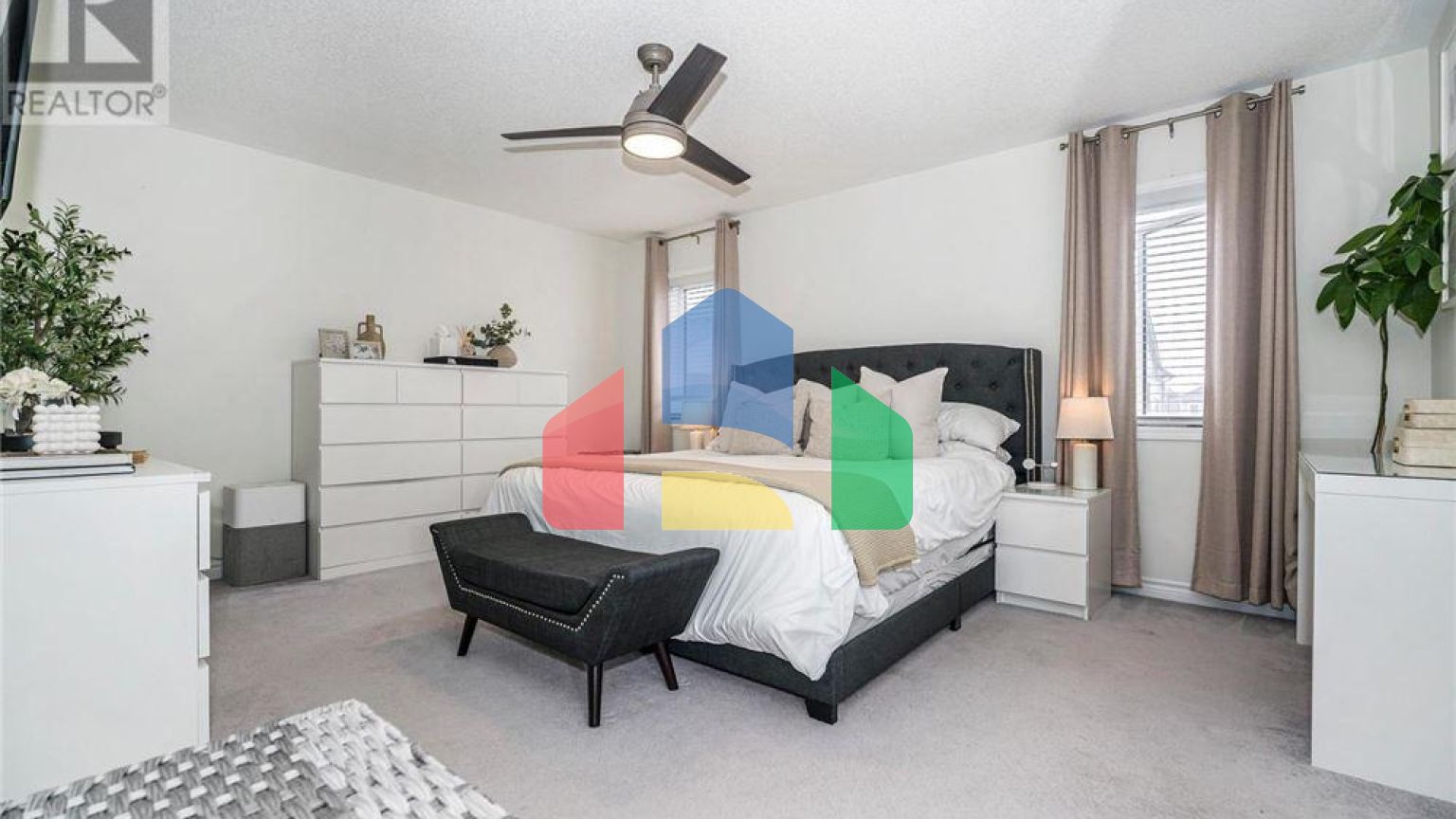 Residential - Single Family Home - Whitby, Canada - Canada