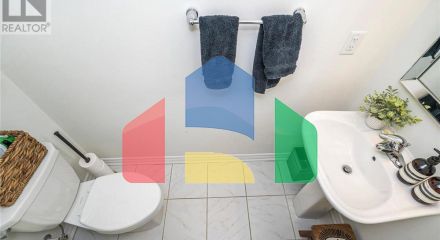 Residential - Single Family Home - Whitby, Canada - Canada