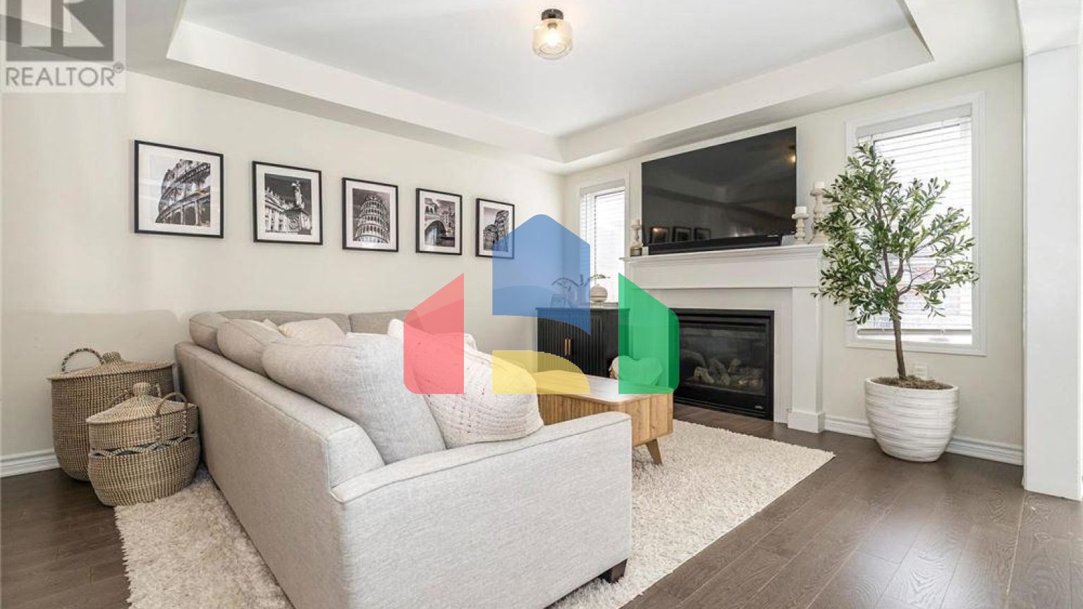 Residential - Single Family Home - Whitby, Canada - Canada