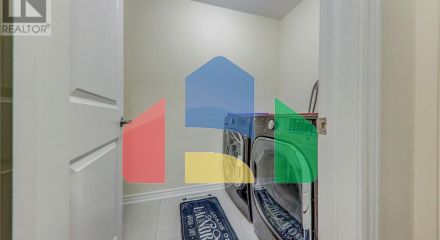 Residential - Single Family Home - Whitby, Canada - Canada