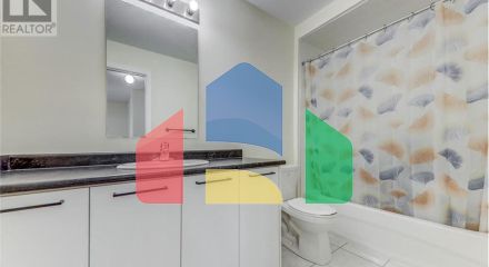 Residential - Single Family Home - Whitby, Canada - Canada