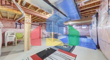 Residential - Single Family Home - Whitby, Canada - Canada