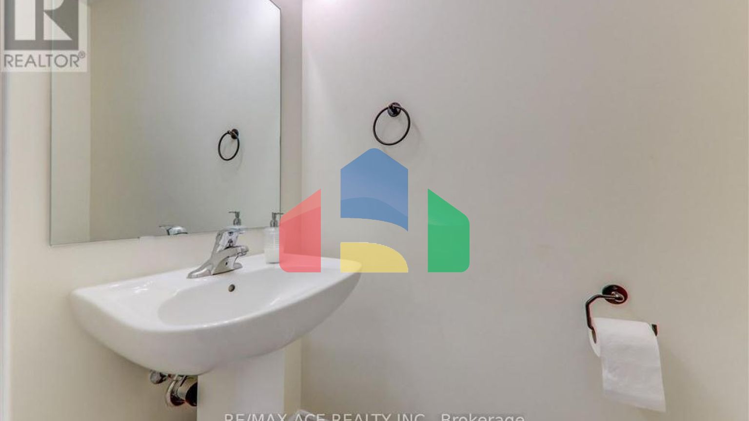 Residential - Single Family Home - Whitby, Canada - Canada