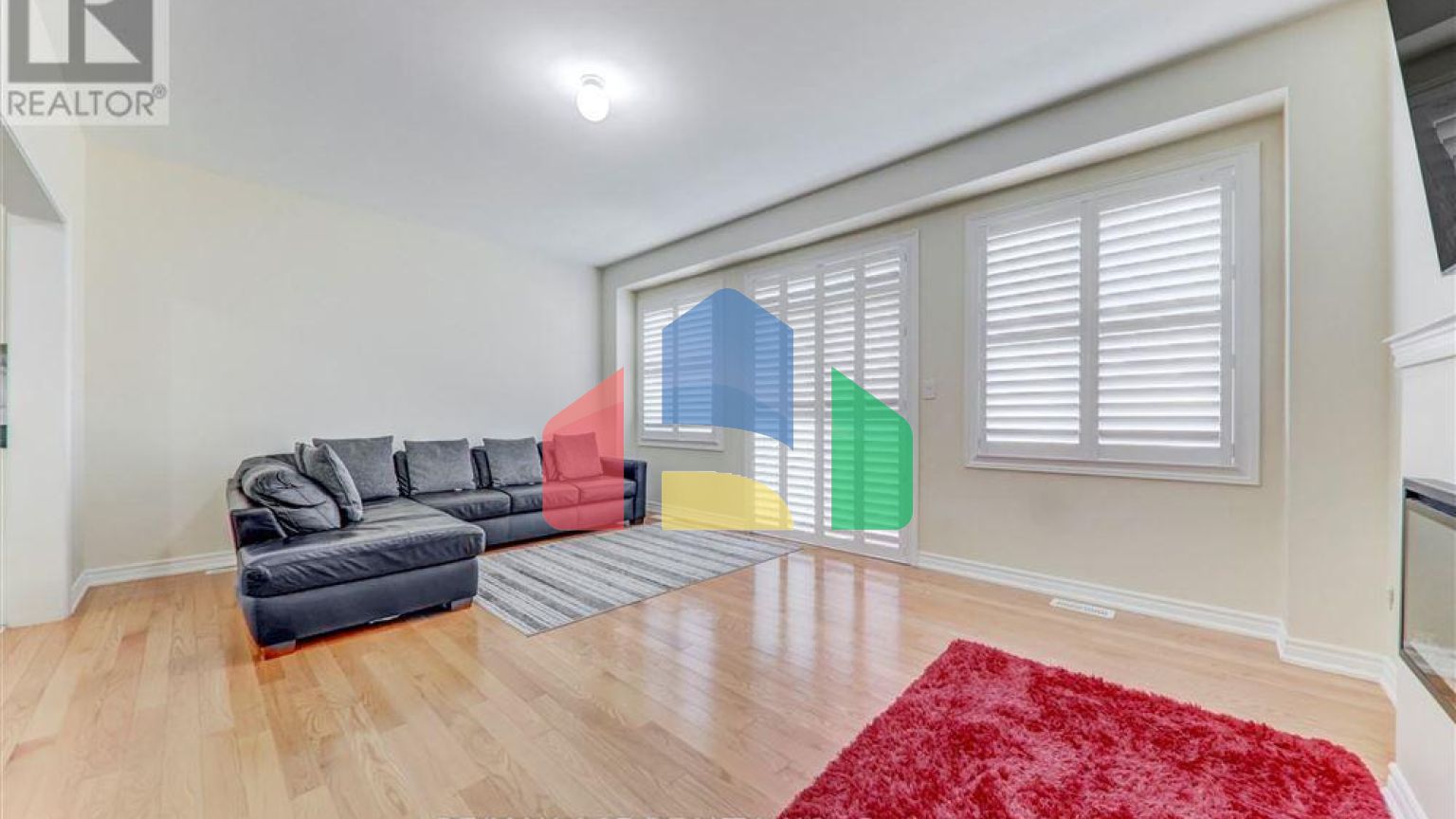 Residential - Single Family Home - Whitby, Canada - Canada