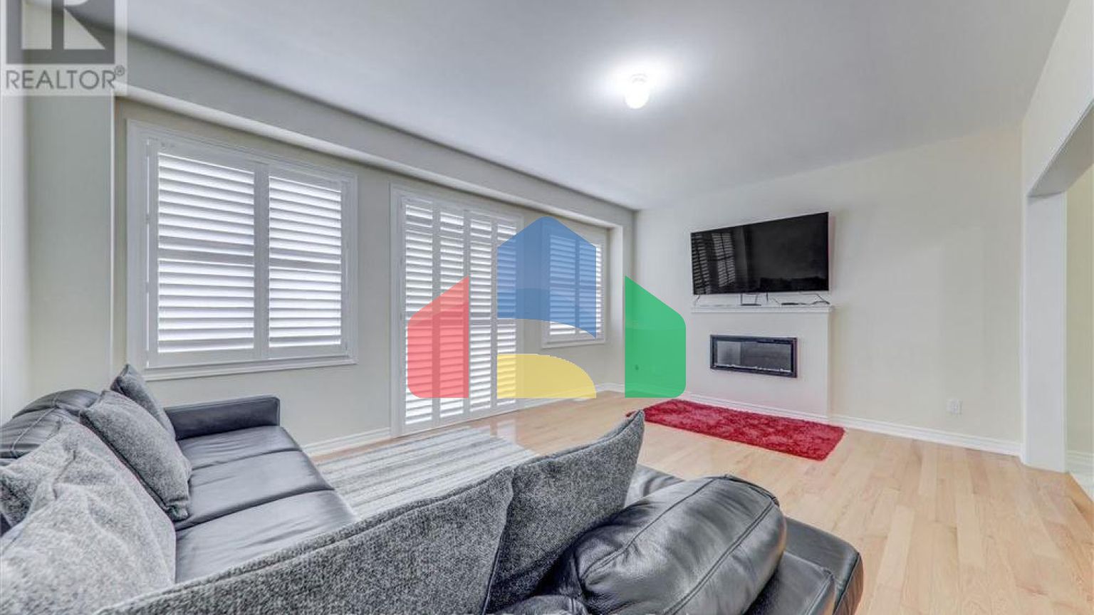 Residential - Single Family Home - Whitby, Canada - Canada