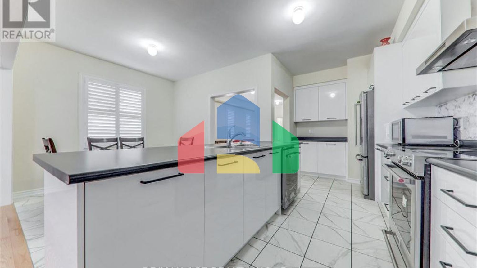 Residential - Single Family Home - Whitby, Canada - Canada