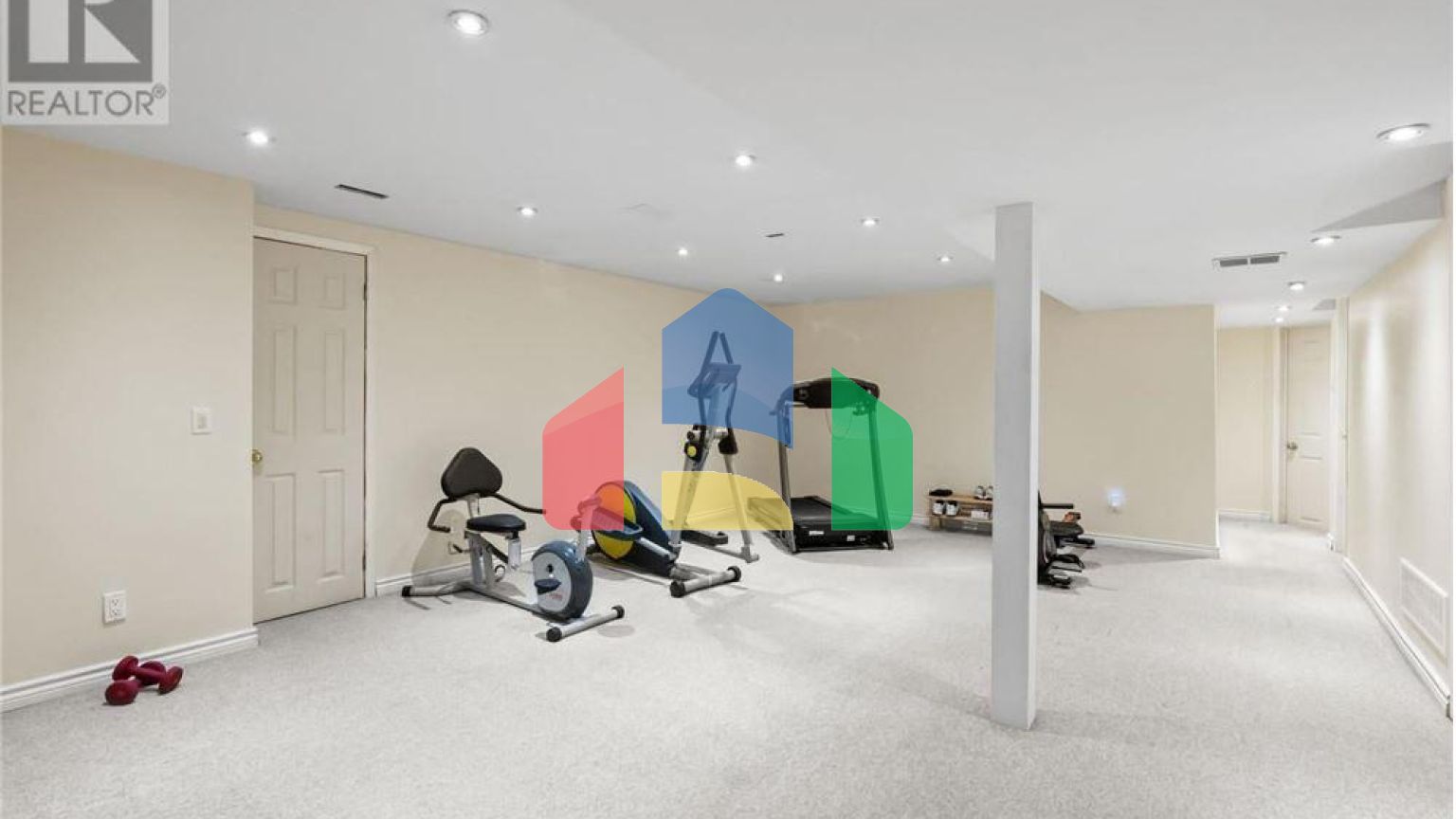 Residential - Single Family Home - Whitby, Canada - Canada