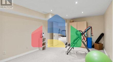 Residential - Single Family Home - Whitby, Canada - Canada