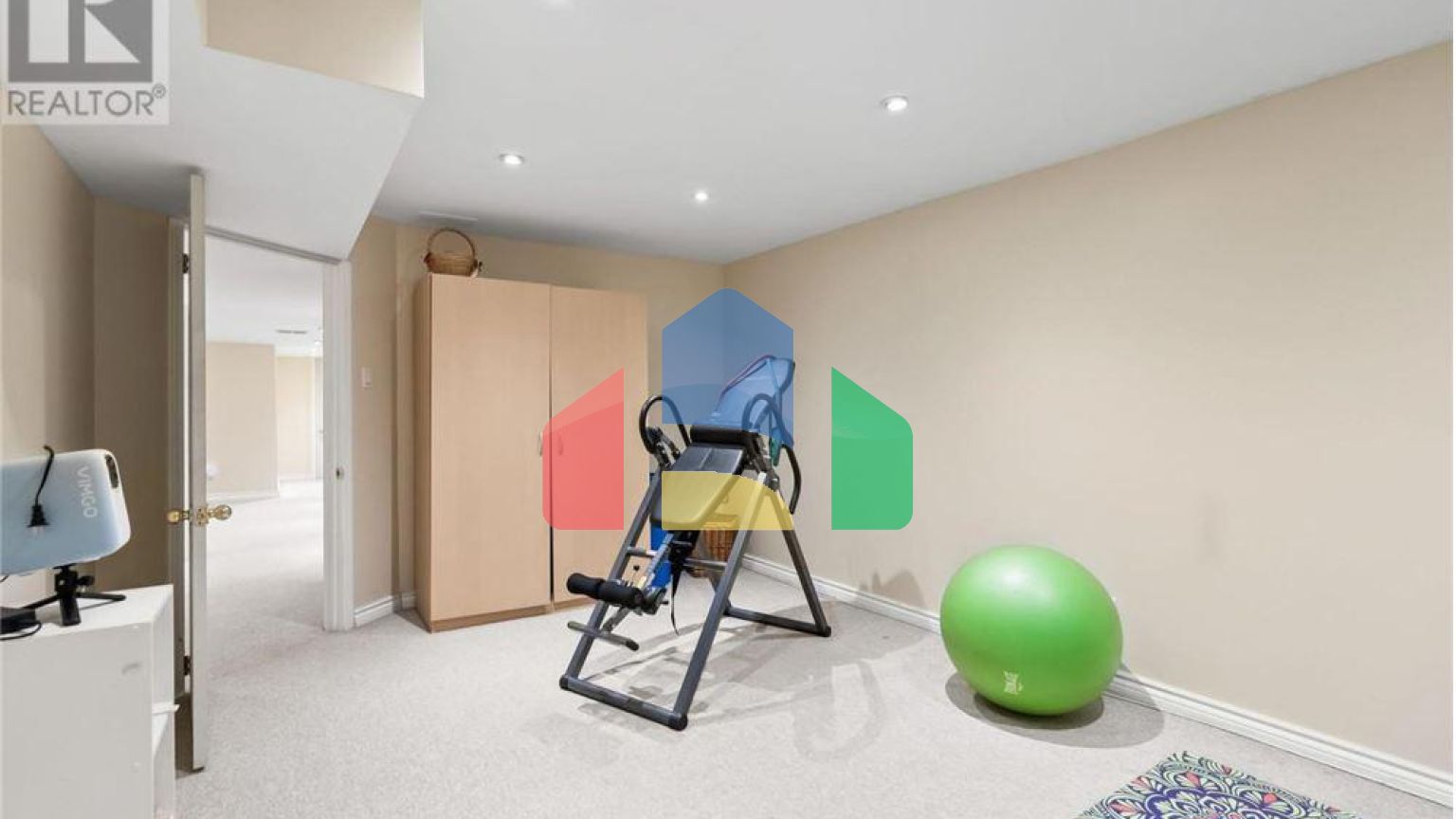 Residential - Single Family Home - Whitby, Canada - Canada